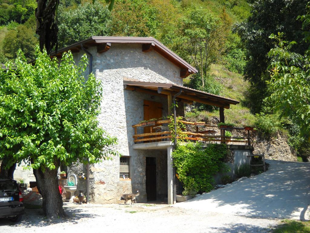 Agriturismo Cascina Lert Marone Exterior foto